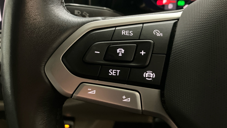 Volkswagen Multivan 1.4 TSI eHybrid Style 5dr LWB DSG Estate